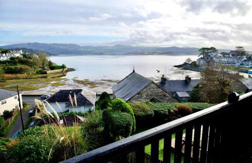 Tegfryn (Sleeps 8), 5*, Sea View, Borth y Gest - Photo 51