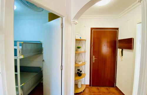 Golden Reddis - Photo 10