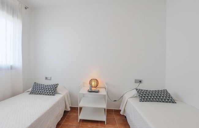 Magallanes in Nuevo Portil - Photo 31