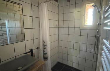 Relax in this privately located farmhouse - Foto 16