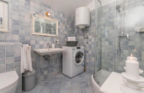 Awesome Home In Polaca With Kitchen - Foto 31