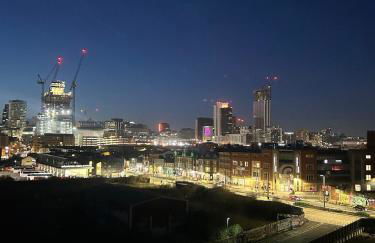 2 Bedroom Apartment with City View - Foto 19