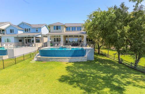 Luxury Lake LBJ House with Heated Swimming Pool and Spill Over Hot Tub and 2 Boat Slips - Foto 5