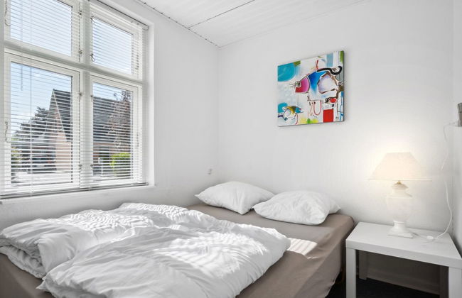 "Essie" - 20km from the sea - Foto 10