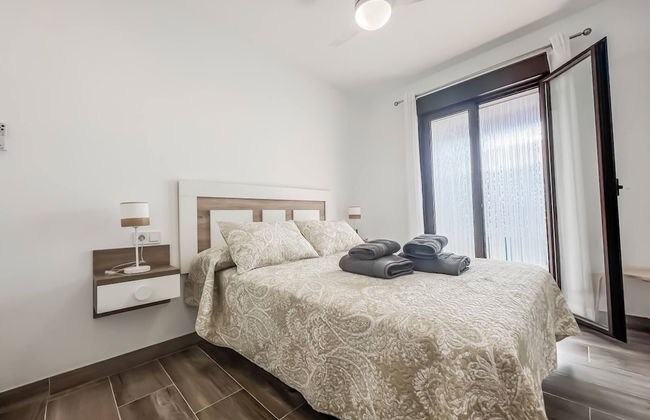 Modern Two Bedroom Apartment With Pool - Foto 9