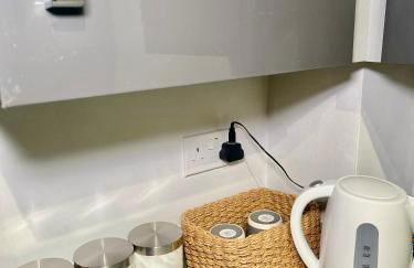 The Luxe Loft near Wolverhampton train station - Foto 2