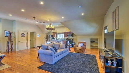 Luxe Green Barn Near Skiing with Mt Equinox Views! - Foto 4