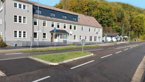 Holiday Home With Sauna in the Eifel National Park - Foto 2