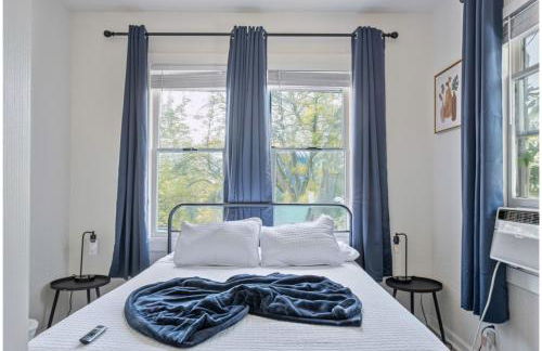 Glorius Amazing 2BR1BA Stay Near Lively Downtown - Foto 15