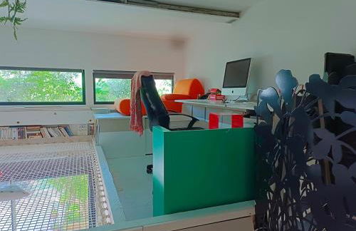 Loft atypique, au calme - Photo 10