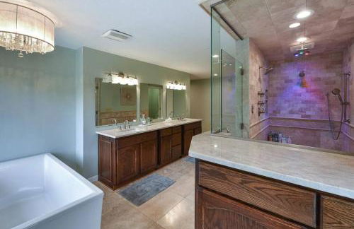 12,700 sf 8 Room Mansion on 18 acres - Foto 24