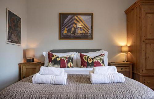 Vibrant 2 Bed, 2 Bath Home, Just Minutes to Town! - Foto 45