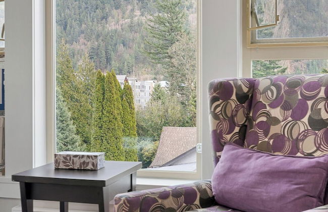 Breathtaking Bliss 2BR Penthouse - Photo 20