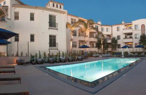 1 Bedroom XL Condo with King bed, Garden View, Parking Included - Foto 31