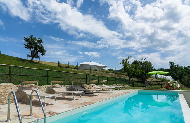 Tranquil Farmhouse in Sestino - Photo 15