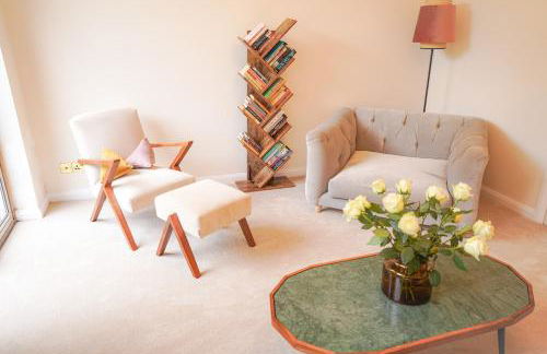 Tranquil Cottage & Garden by Esher Train Station - Foto 14