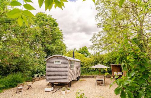 Hut at Nettle and Dock - Foto 22