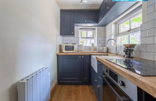 Chapel Cottage with Log Burner (Dog Friendly) - Foto 13