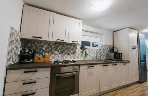 Kuća dide Joze - Photo 16