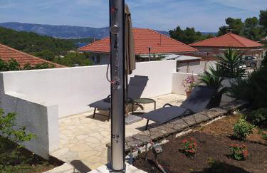 Cozy Jelsa apartment in the shade of the pines. - Foto 14