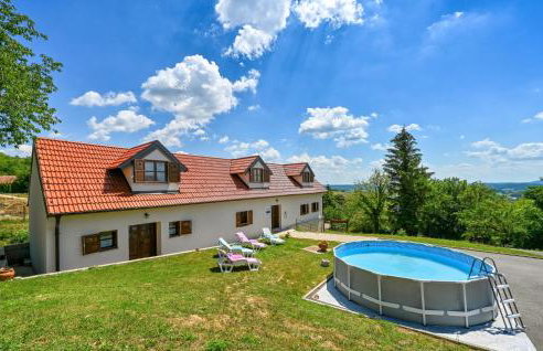 Awesome Home In Breznicki Hum - Foto 1