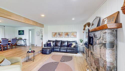 Minutes from it All - Foto 3