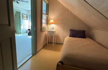 More Boathouse than Lakehouse - Foto 29