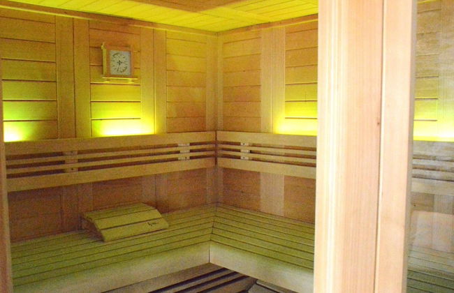 Luxe Home with Hot Tub & Sauna - Foto 21