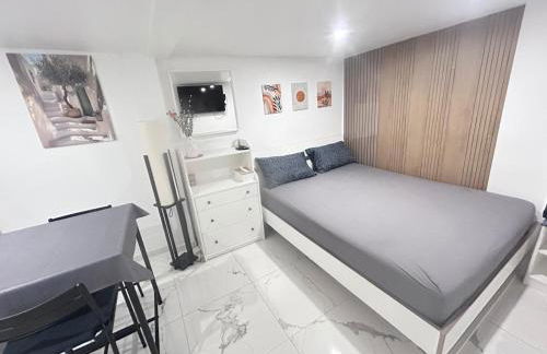 Charmant studio neuf et meublé - Foto 29