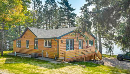Quiet Lakefront Conover Cabin Near ATV Trails - Foto 1