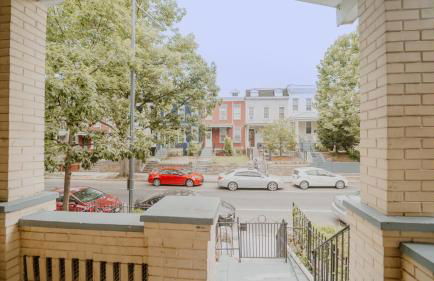 Stylish 5BR DC Retreat Backyard Free Parking - Foto 14