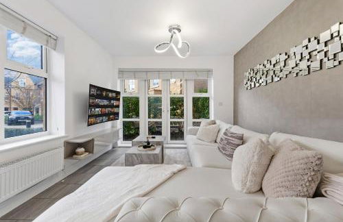 2BR Spacious Flat I King Bed I Desk I Parking X2 - Foto 7