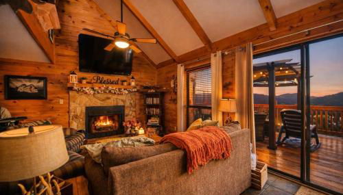 Hot Tub, Fire Pit and Lake Access! Almond Cabin - Foto 3