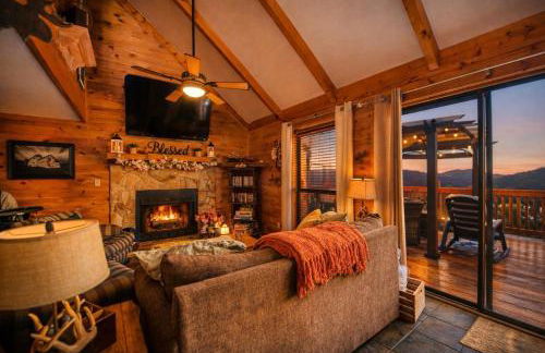 Hot Tub, Fire Pit and Lake Access! Almond Cabin - Foto 3