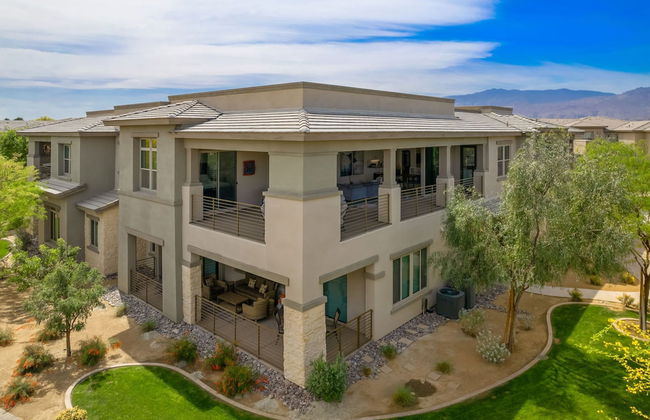 A Luxurious Oasis Experience in Desert Palm - Foto 51