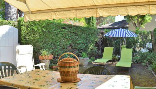 Appartement 2 pièces cabine avec terrasse, jardin, piscine et parking, proche plage - Le Lavandou - FR-1-251-517 - Foto 2