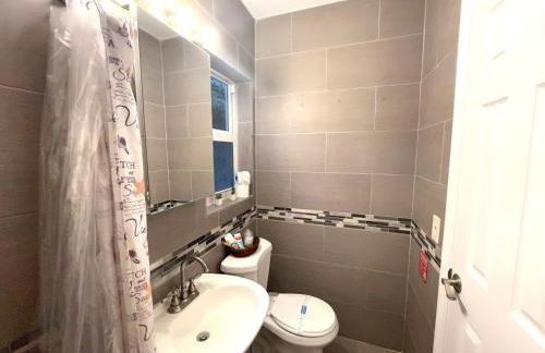 Tropical Paradise in Miracle Mile with Parking - Foto 30