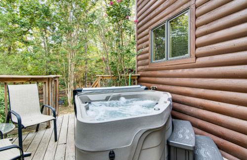 Relax Fireside! Hot Tub Haven on Table Rock Lake - Foto 2