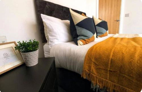 Spacious Bungalow in St Helens, 1-Min Drive to Carr Mill Bridge - Foto 18