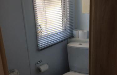 Two x 6 Berth static caravan on Lyons Robin Hood Rhyl North wales - Photo 29