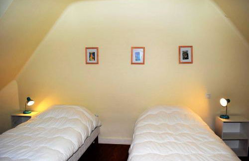 Maison bretonne avec une jolie cour fermée et fleurie avec WIFI à TREBEURDEN - Réf 679 - Foto 8