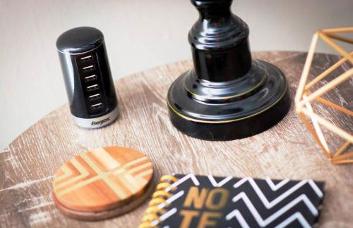 KING BED Family Friendly Cottage - Walk to Zoo & Waterpark - Near Downtown & Midtown - Foto 4