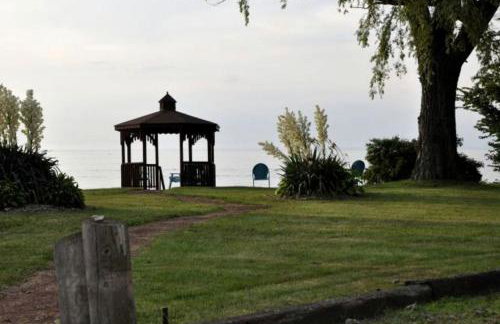 Idyllic Beachfront Vacation Rental on the Shores of Lake Erie in Northern Ohio - Foto 22