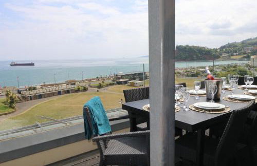 Riviera Apartments - Five Stylish Penthouse Apartments with Unrivalled Sea Views of Teignmouth, Shaldon, The Jurassic Coastline & The Teign Estuary - Foto 13