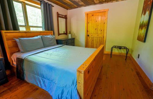 New Listing! Wine Country Retreat - 2 Bed, Hot Tub - Foto 13