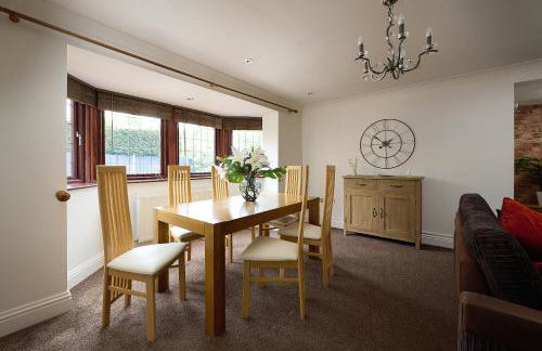 Spacious 7BR Home, Families & Contractors, Hot Tub - Foto 54