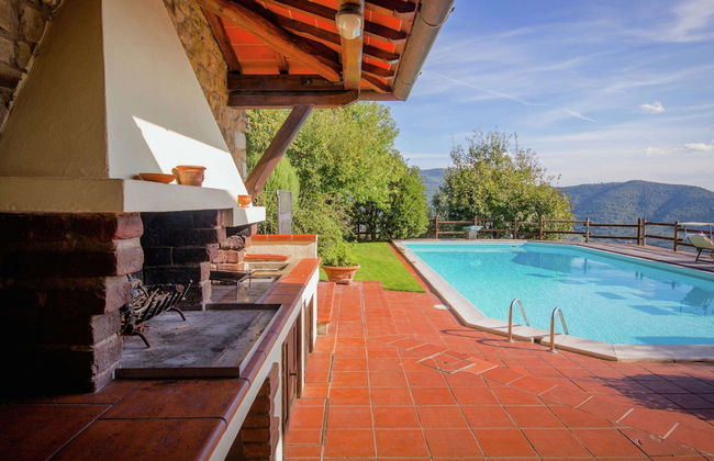Villa in Tuscany With Pool and Valley Views - Foto 32