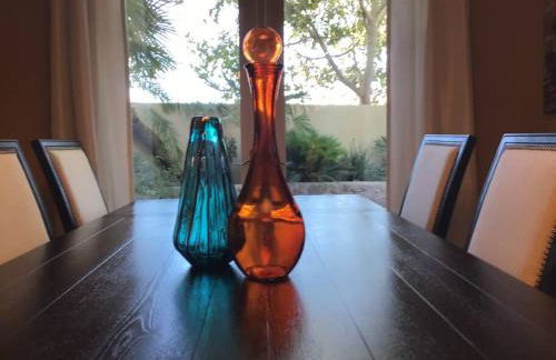 Evonvale Dream! Big Heated pool, jacuzzi seats 16! - Foto 8