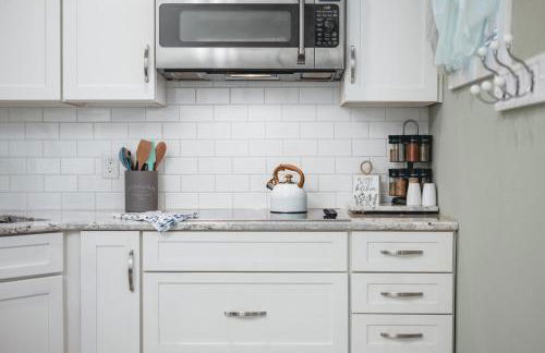 Primrose Studio 1BR Studio near Downtown Beaches Wineries - Photo 9