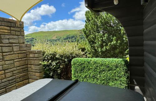 LARCHES LODGE Norwegian log cabin, wood stove & spa - Foto 6